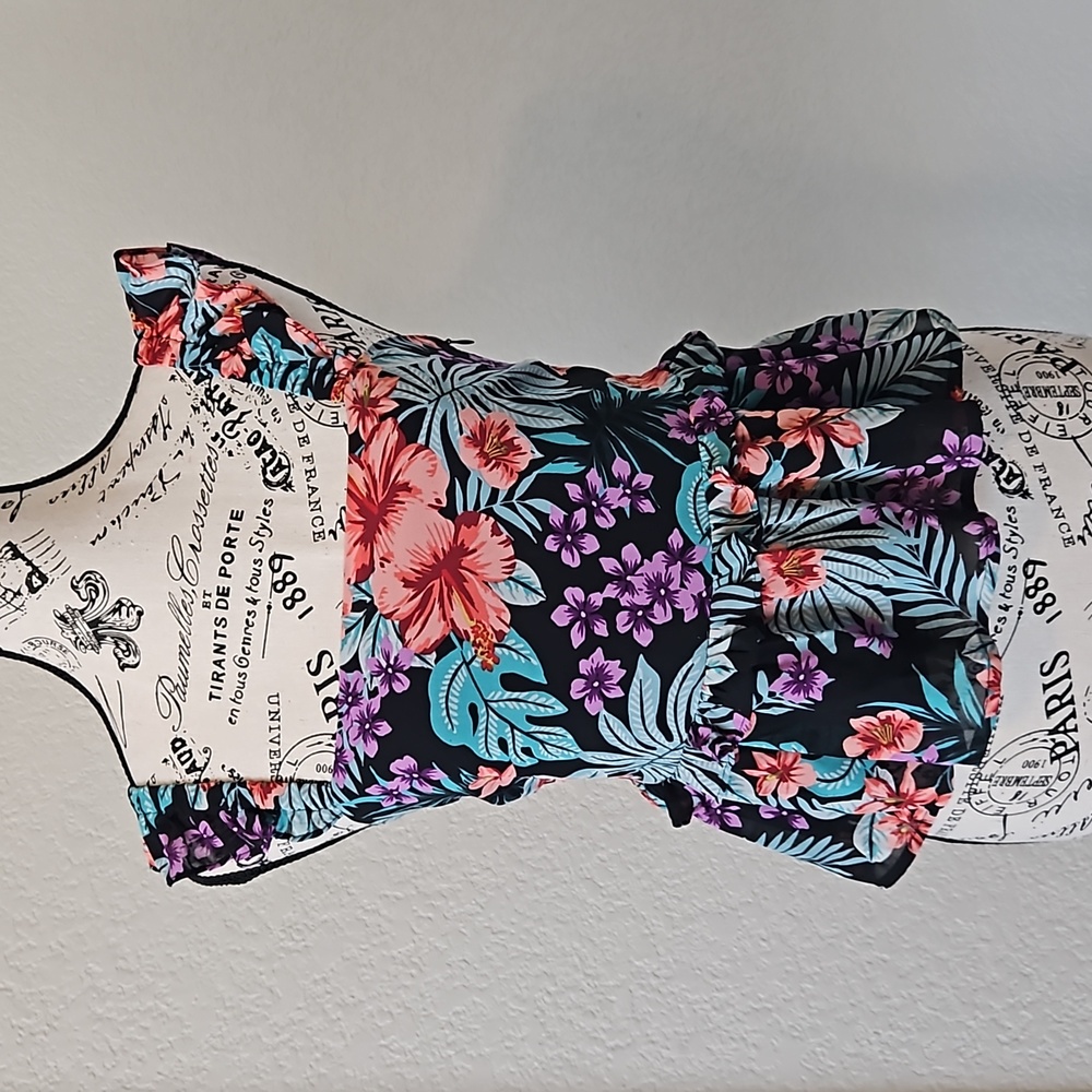 Lost + Wander - Hawaiian Print Peplum Rouched Top